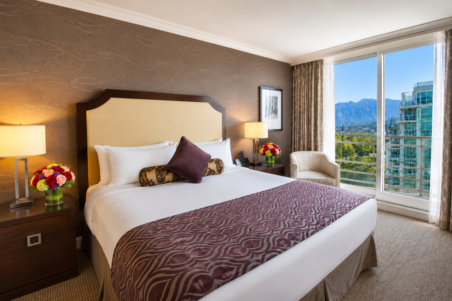 Junior Suites at Pinnacle Hotel at the Pier, North Vancouver, photo 1