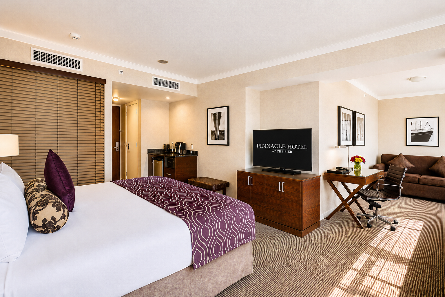 Studio Suites at Pinnacle Hotel at the Pier, North Vancouver, photo 3